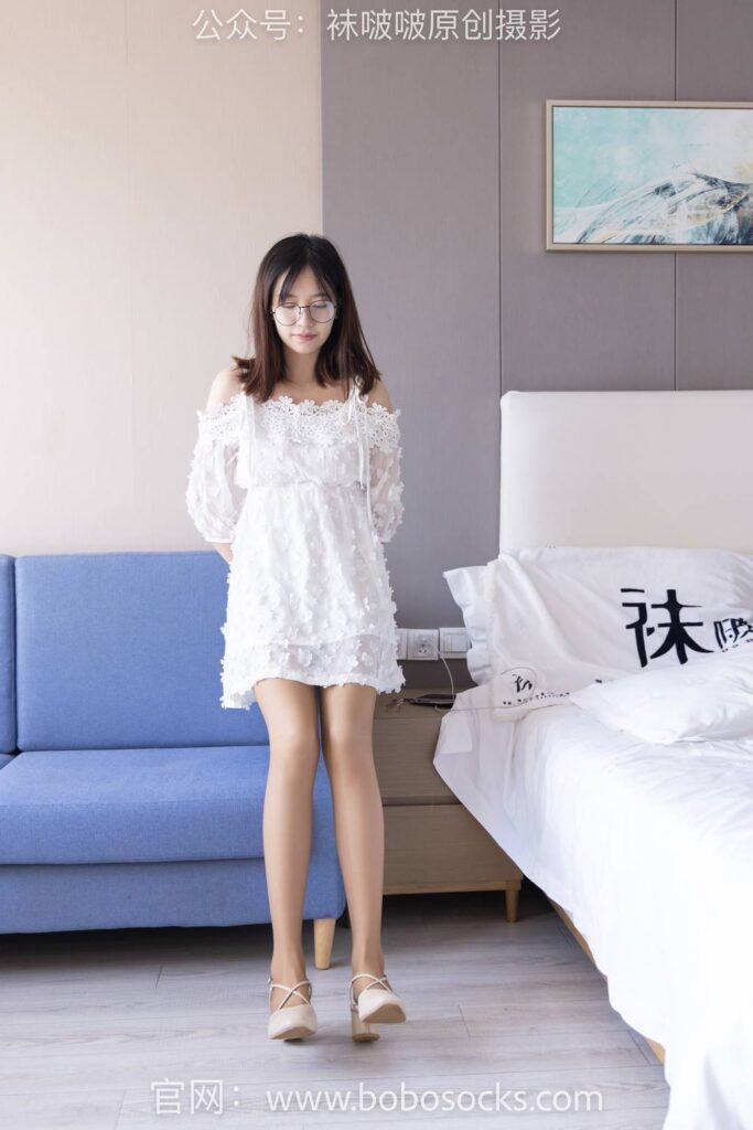 [BoBoSocks襪啵啵]NO.149 小甜豆-高跟鞋、咖啡色絲襪、肉絲打底[149P/1V/6.08GB]插圖1