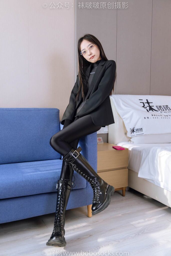 [BoBoSocks襪啵啵]NO.164 稚予-長(zhǎng)靴、五指襪黑絲、褲里絲、連體服[139P/1V/5.95GB]插圖1