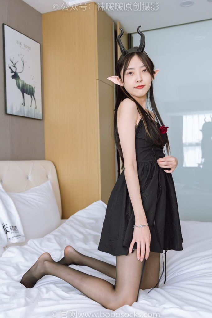 [BoBoSocks襪啵啵]NO.168 稚予-高跟鞋、長(zhǎng)靴、油亮黑絲、手撕絲襪劇情[140P/1V/6.04GB]插圖