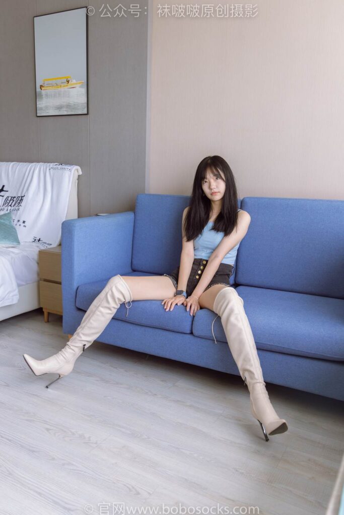 [BoBoSocks襪啵啵]NO.174 小甜豆-高跟長(zhǎng)靴、白棉襪、裸足[178P/1V/6.44GB]插圖1