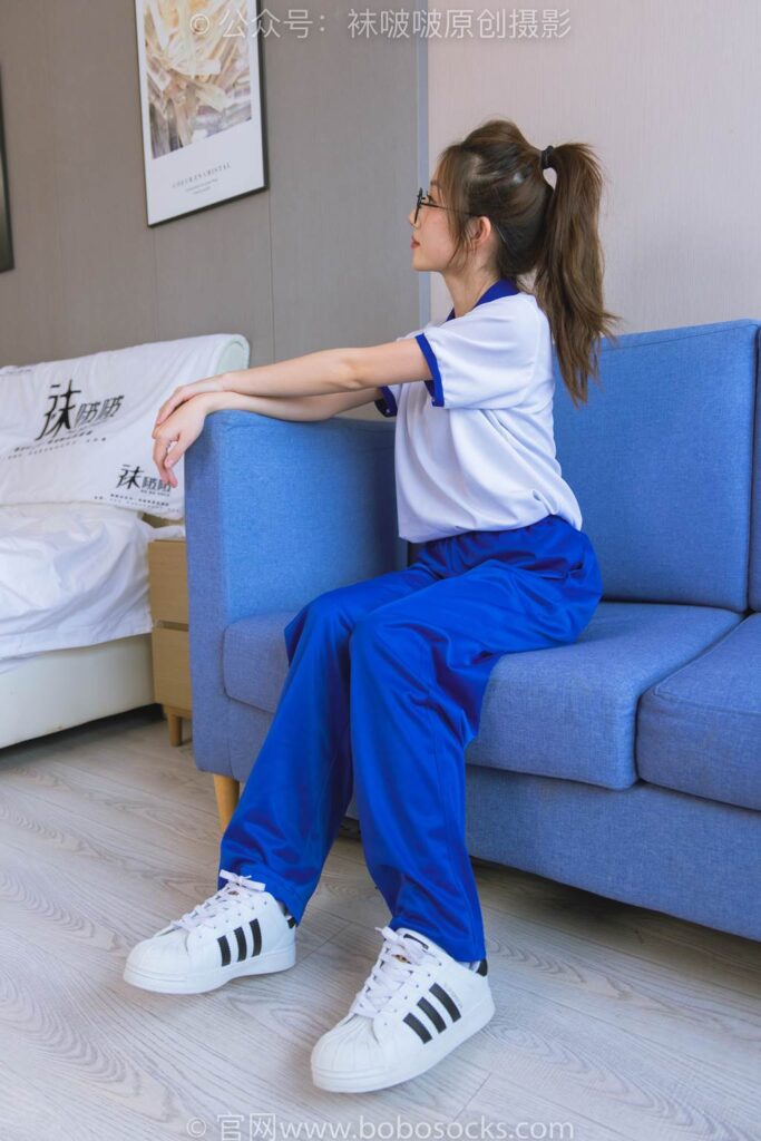 [BoBoSocks襪啵啵]NO.193 小沫-貝殼頭板鞋、白棉襪、肉絲、校服褲里絲[140P/1V/6.07GB]插圖2