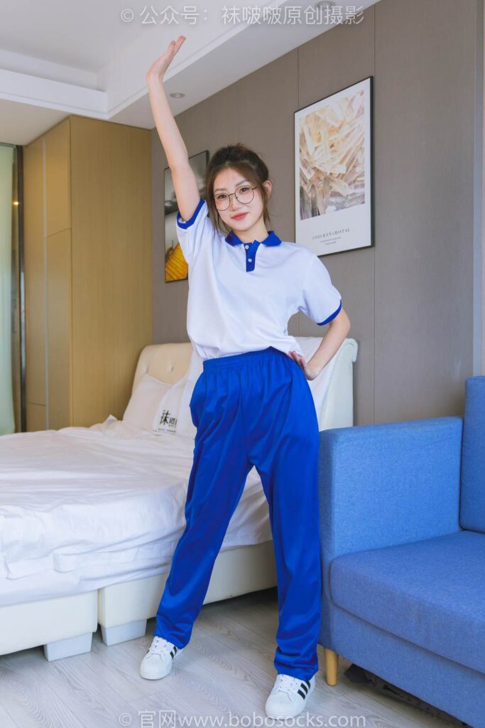 [BoBoSocks襪啵啵]NO.193 小沫-貝殼頭板鞋、白棉襪、肉絲、校服褲里絲[140P/1V/6.07GB]插圖1