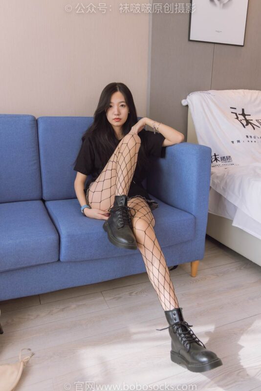 [BoBoSocks襪啵啵]NO.203 三雙靴子、黑絲、網(wǎng)襪[144P/1V/5.84GB]-無料攝影圈