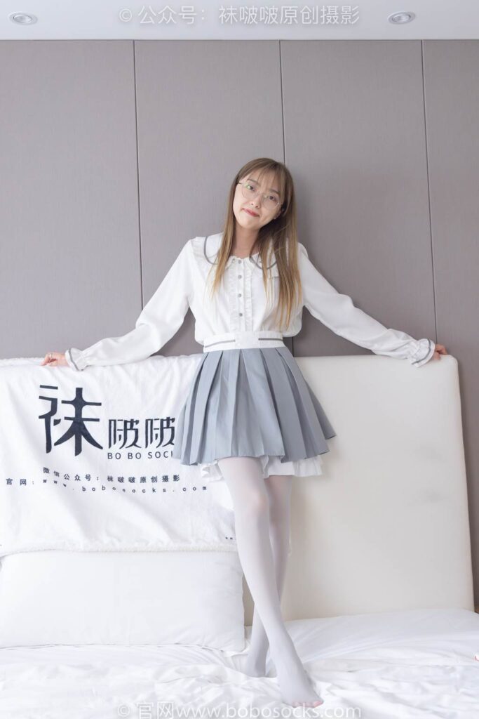 [BoBoSocks襪啵啵]NO.213 稚予-黑皮鞋、厚灰絲[140P/1V/5.53GB]插圖