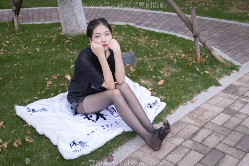 [BoBoSocks襪啵啵]NO.221 小甜豆-馬丁靴、黑絲[133P/1V/5.45GB]-無料攝影圈