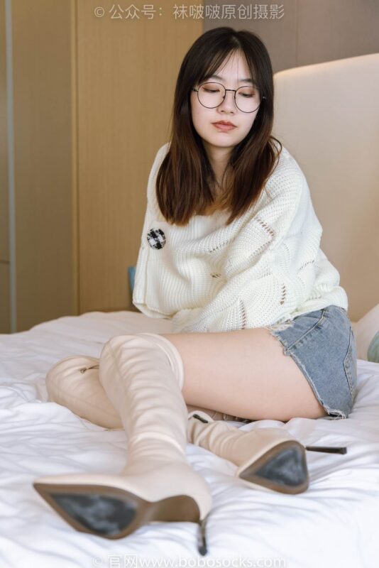 [BoBoSocks襪啵啵]NO.222 小甜豆-長靴、白棉襪、裸足[180P/1V/6.79GB]-無料攝影圈