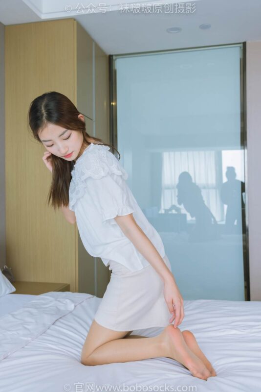 [BoBoSocks襪啵啵]NO.223 小沫-高跟鞋、油亮肉絲[142P/1V/5.38GB]-無料攝影圈