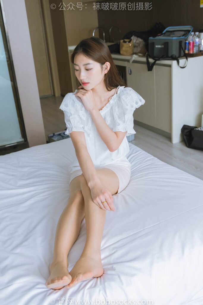 [BoBoSocks襪啵啵]NO.223 小沫-高跟鞋、油亮肉絲[142P/1V/5.38GB]插圖3