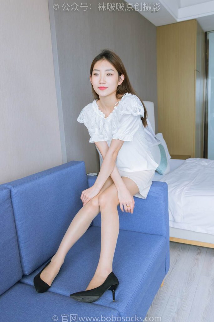 [BoBoSocks襪啵啵]NO.223 小沫-高跟鞋、油亮肉絲[142P/1V/5.38GB]插圖2