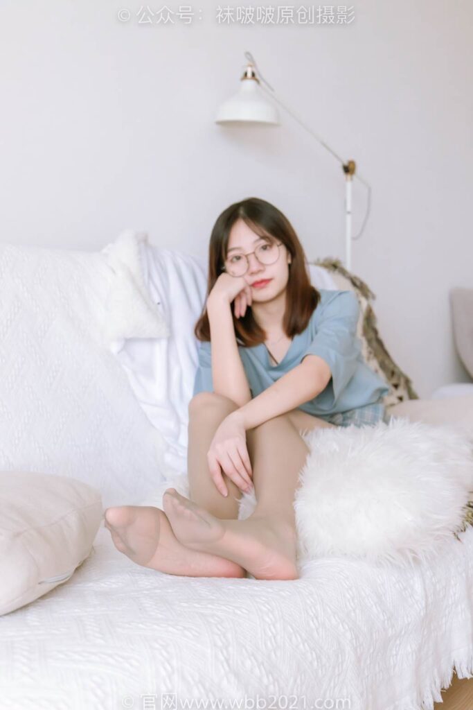 [BoBoSocks襪啵啵]NO.239 小甜豆-棉拖鞋、灰絲、裸足[140P/1V/5.22GB]插圖2