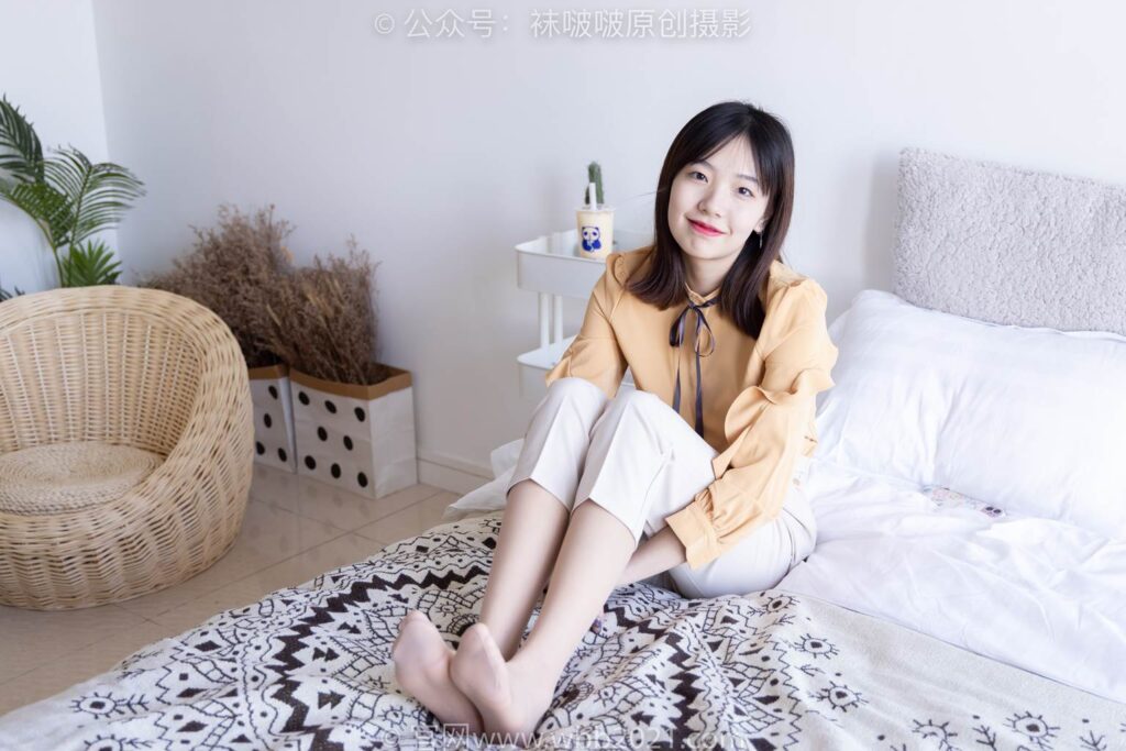 [BoBoSocks襪啵啵]NO.240 小甜豆-三雙高跟鞋、肉絲、裸足[156P/1V/6.35GB]插圖3