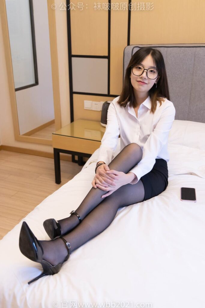 [BoBoSocks襪啵啵]NO.244 小甜豆-高跟鞋、黑絲、ol制服[135P/1V/6.13GB]插圖2