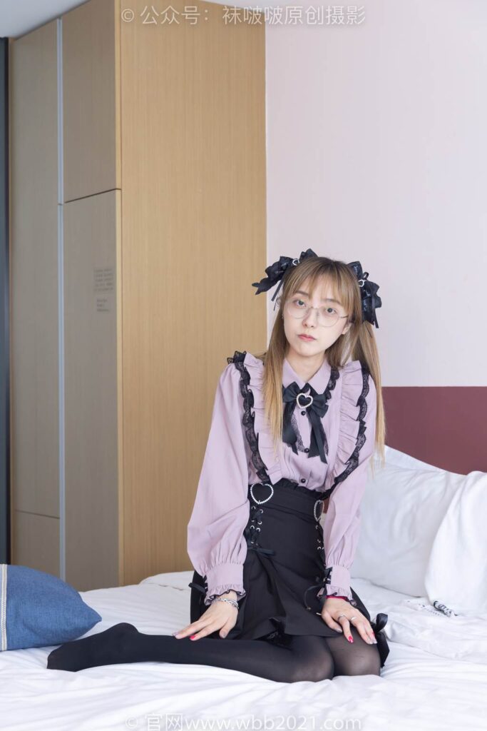 [BoBoSocks襪啵啵]NO.247 稚予-皮鞋、黑絲大腿襪、地雷系女友[160P/1V/5.97GB]插圖3