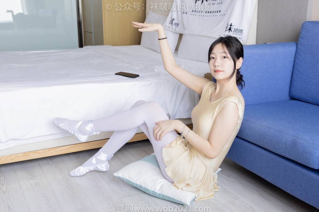 [BoBoSocks襪啵啵]NO.248 小甜豆-芭蕾鞋、厚白絲、厚灰絲、肉絲、白棉襪、芭蕾舞蹈服[163P/1V/6.44GB]插圖1