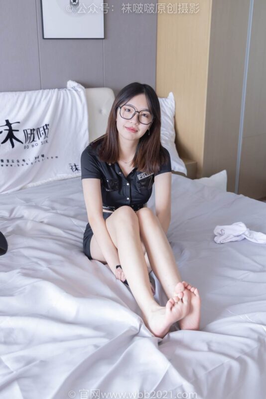 [BoBoSocks襪啵啵]NO.254 小甜豆-長(zhǎng)靴、白棉襪、裸足[145P/1V/5.93GB]-無(wú)料攝影圈