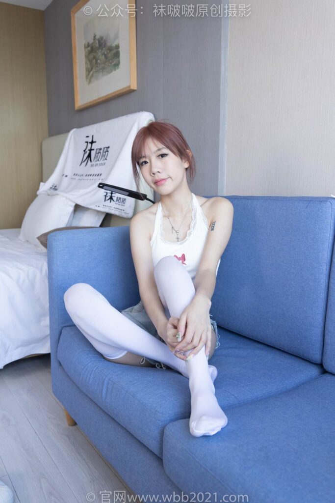 [BoBoSocks襪啵啵]NO.264 果凍-高跟鞋、貝殼頭板鞋、黑絲大腿襪、白絲大腿襪[179P/1V/6.81GB]插圖2