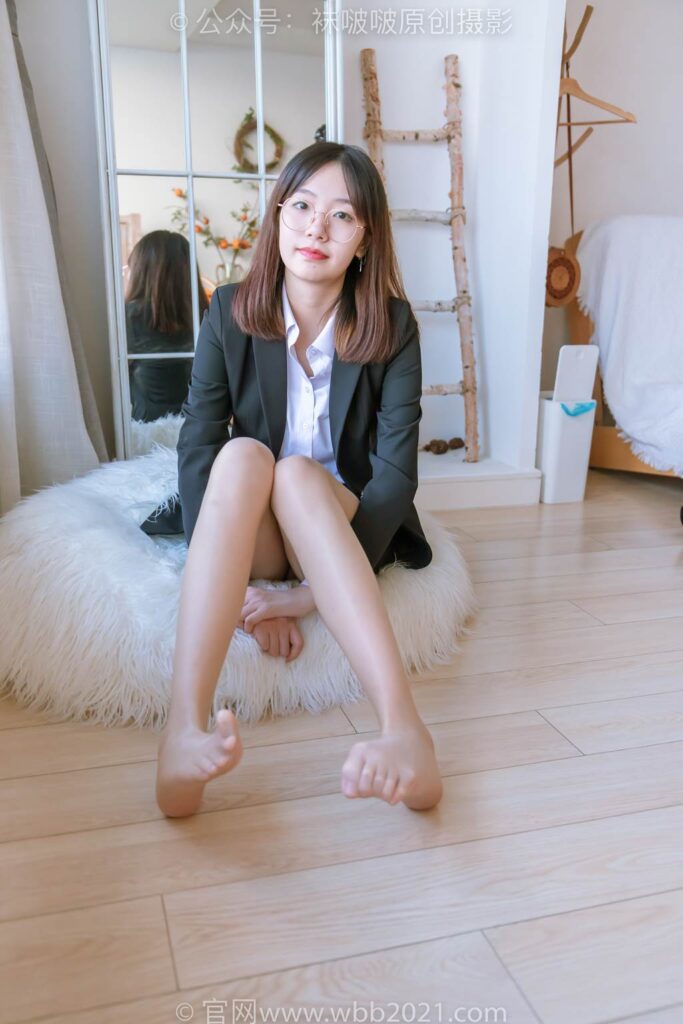 [BoBoSocks襪啵啵]NO.267 小甜豆-高跟鞋、油亮肉絲、ol制服[130P/1V/4.64GB]插圖3