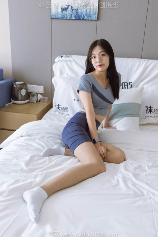 [BoBoSocks襪啵啵]NO.269 小甜豆-運(yùn)動(dòng)鞋、白棉襪、灰絲、瑜伽褲褲里絲[140P/1V/5.63GB]-無(wú)料攝影圈