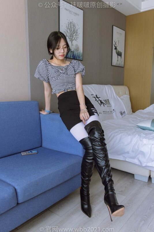 [BoBoSocks襪啵啵]NO.272 小甜豆-長靴、高跟鞋、厚白絲[140P/1V/6.45GB]-無料攝影圈