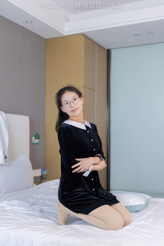 [BoBoSocks襪啵啵]NO.286 芝士-平底鞋、厚肉絲、裸足[150P/1V/5.58GB]-無料攝影圈