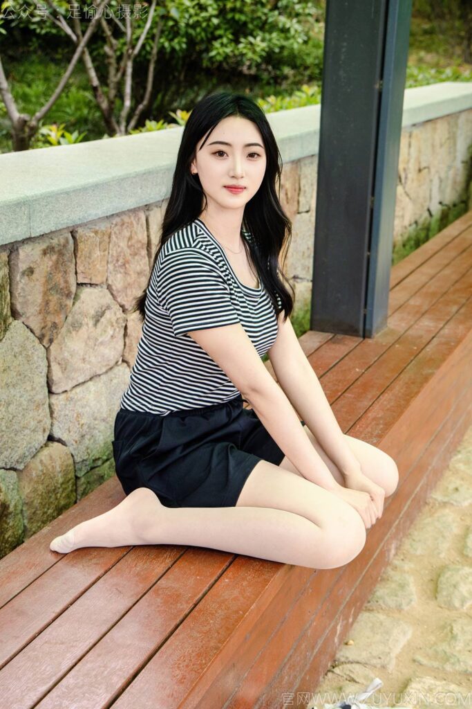 足愉心 NO.040 雅楠（搭配：體操服、白色短裙、白色棉襪、運(yùn)動(dòng)鞋）[115P/2V/14.6GB]插圖3