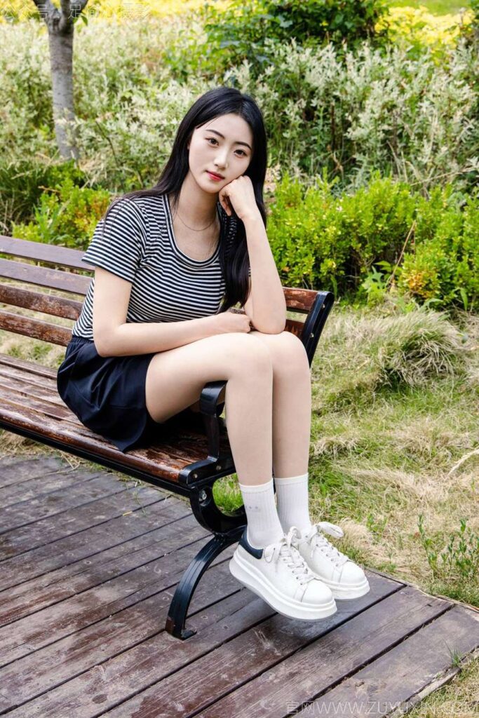 足愉心 NO.040 雅楠（搭配：體操服、白色短裙、白色棉襪、運(yùn)動(dòng)鞋）[115P/2V/14.6GB]插圖1