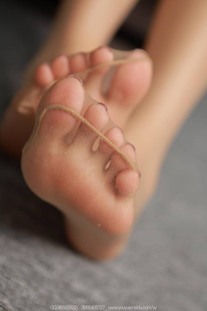 [IESS異思趣向] 2025.08.03 絲享家2122：美子《肉絲OL》[86P/82MB]插圖3