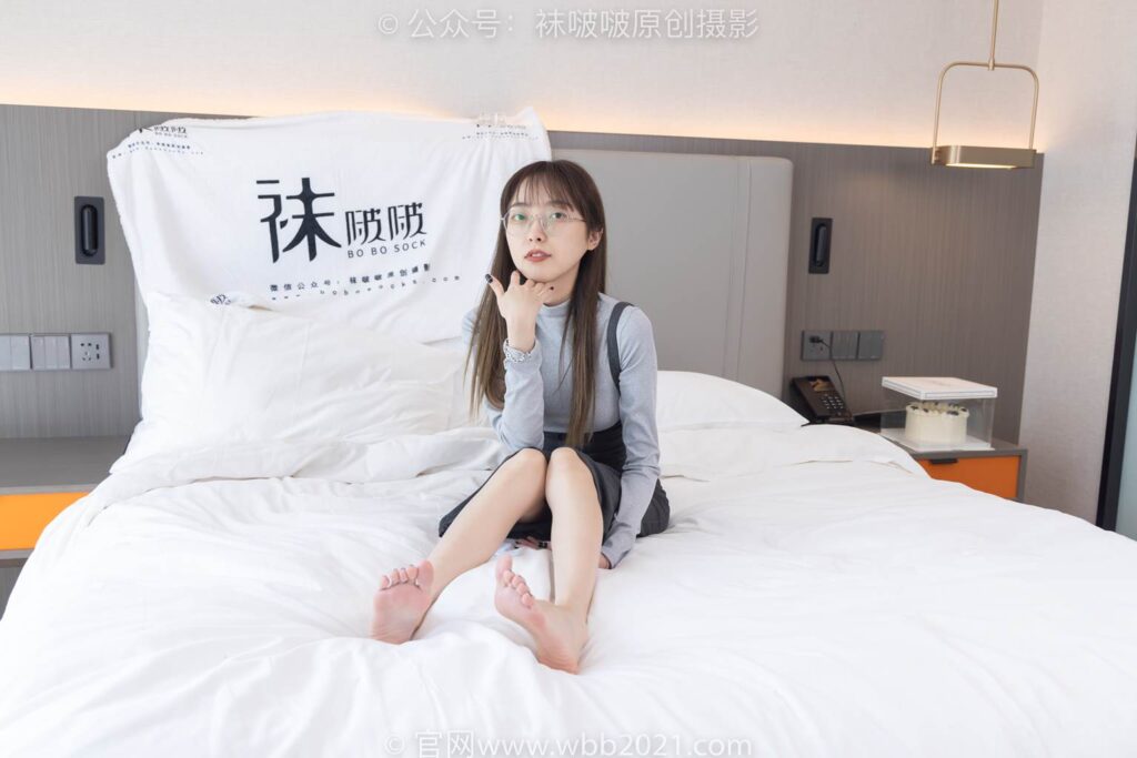 [BoBoSocks襪啵啵]NO.309 稚予-兩雙高跟鞋、灰絲、白絲、裸足、踩奶油蛋糕劇情[180P/2V/7.10GB]插圖3