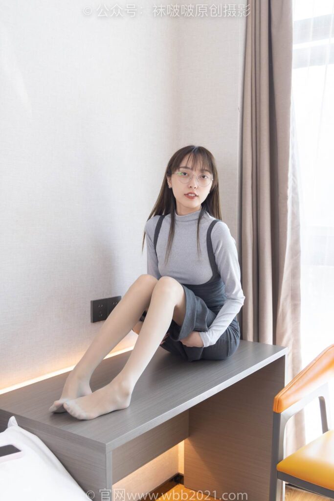 [BoBoSocks襪啵啵]NO.309 稚予-兩雙高跟鞋、灰絲、白絲、裸足、踩奶油蛋糕劇情[180P/2V/7.10GB]插圖2