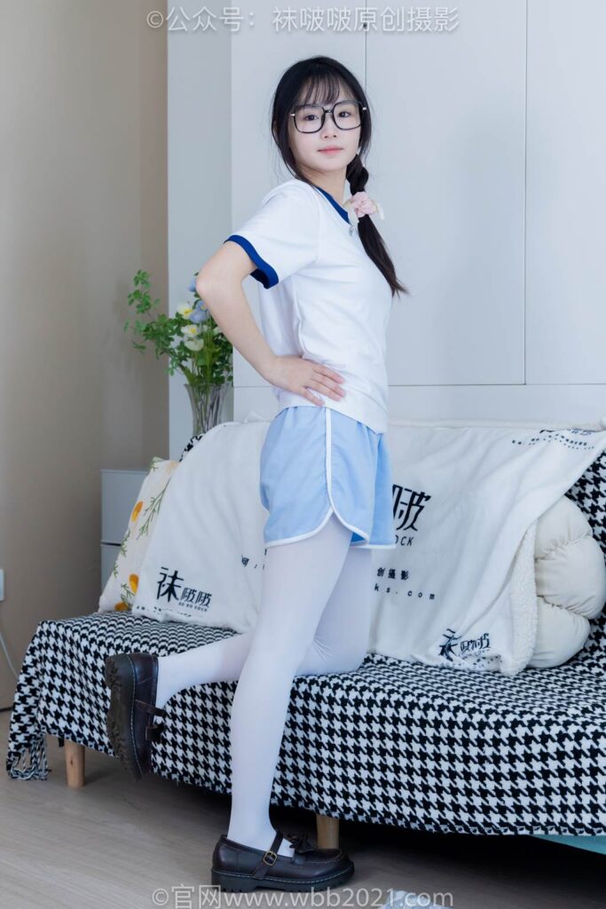 [BoBoSocks襪啵啵]NO.325 甜甜圈-皮鞋、厚白絲[145P/1V/6.81GB]插圖2