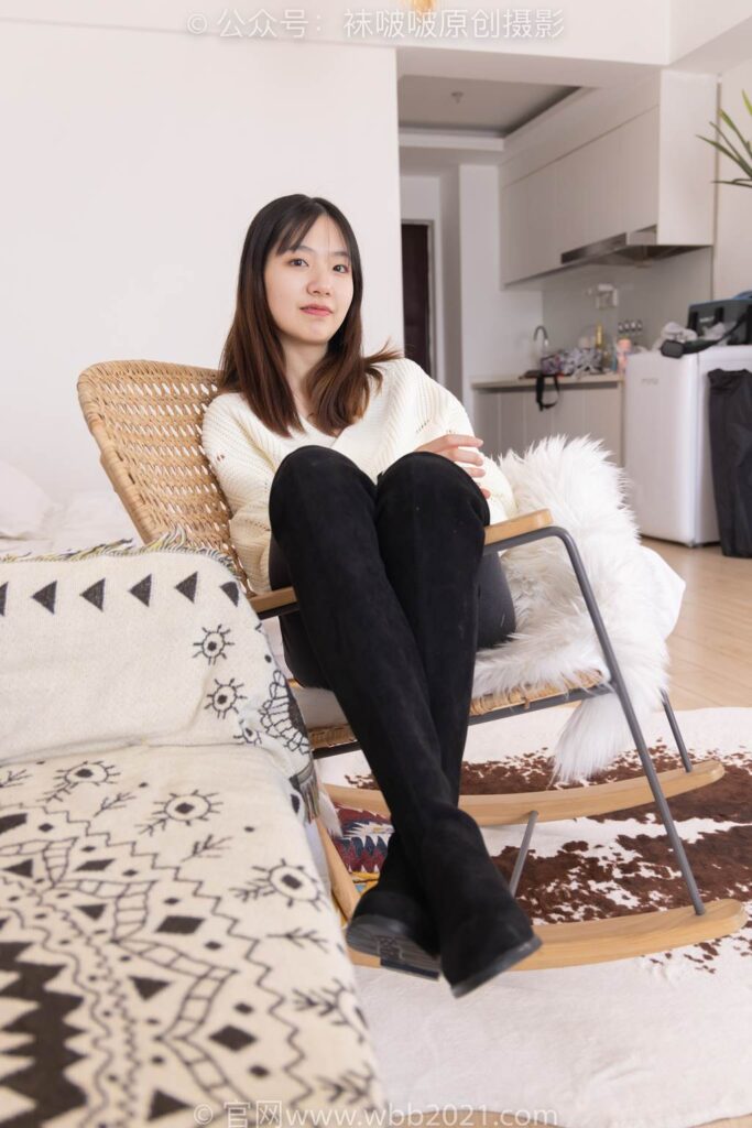 [BoBoSocks襪啵啵]NO.326 小甜豆-長靴、油亮灰絲、褲里絲[155P/1V/5.91GB]插圖2