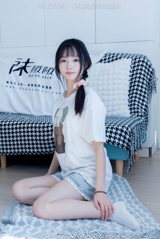 [BoBoSocks襪啵啵]NO.331 甜甜圈-板鞋、白棉襪、裸足[144P/1V/5.74GB]-無(wú)料攝影圈