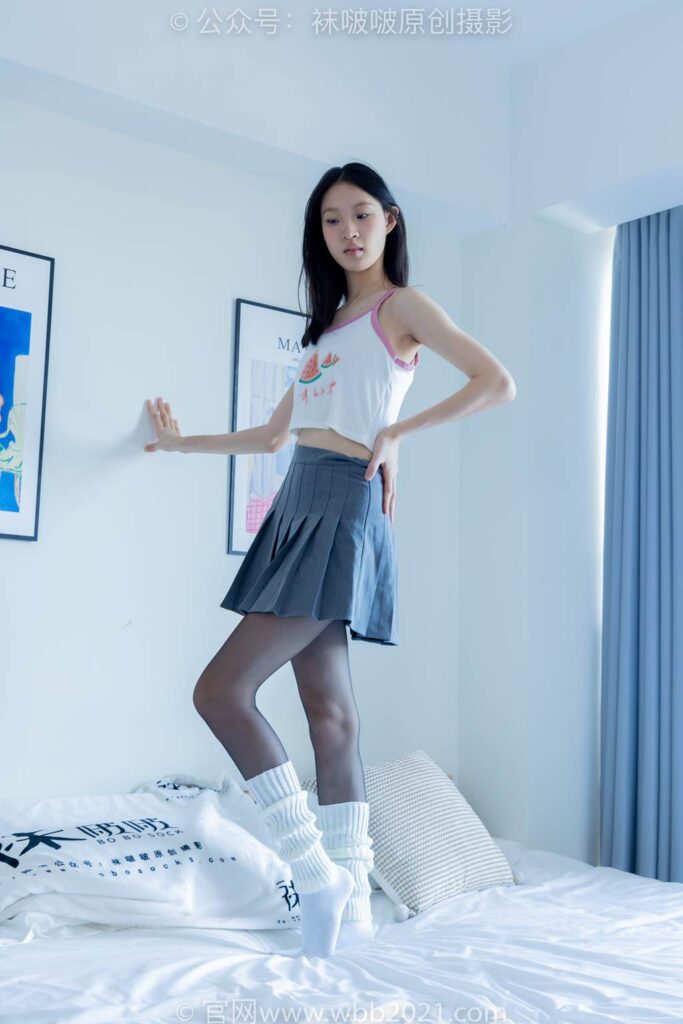 [BoBoSocks襪啵啵]NO.333 雪糕-板鞋、白棉襪、黑絲、堆堆襪套[140P/1V/5.93GB]插圖3