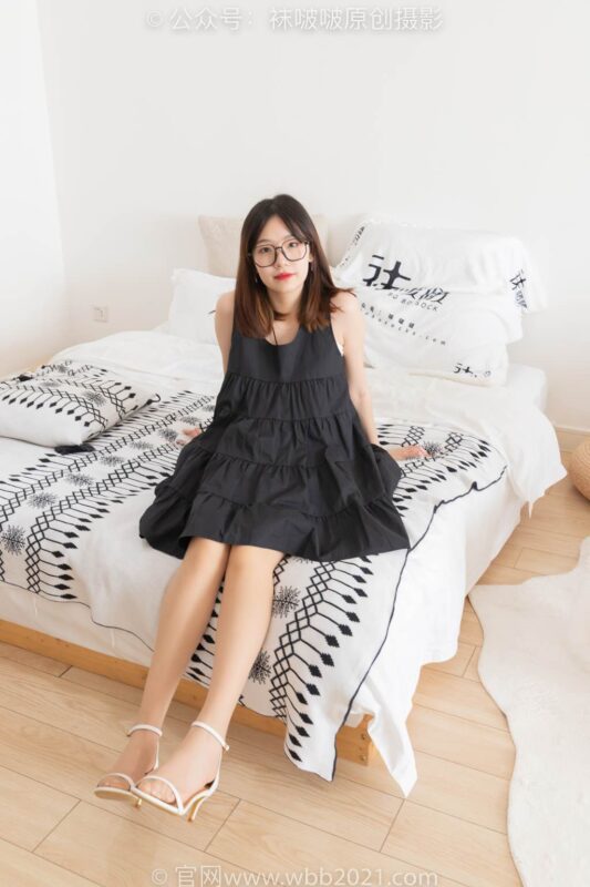 [BoBoSocks襪啵啵]NO.339 小甜豆-高跟鞋、高跟涼鞋、肉絲、裸足[138P/1V/5.48GB]-無(wú)料攝影圈