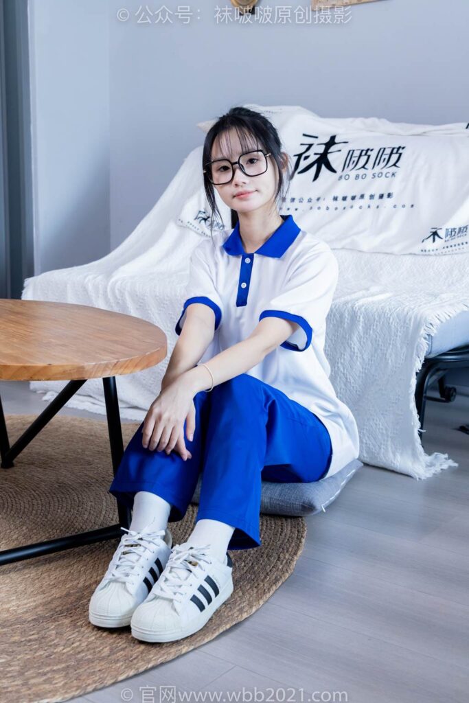 [BoBoSocks襪啵啵]NO.351 甜甜圈-板鞋、白棉襪、肉絲、校服褲里絲[150P/1V/6.88GB]插圖3