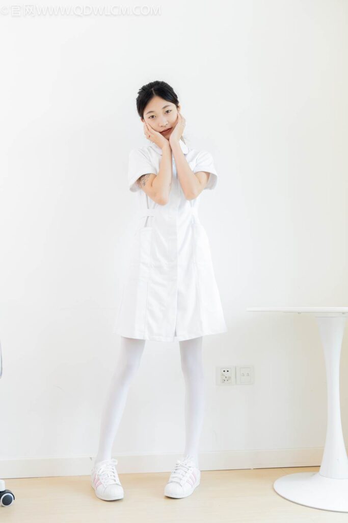 物戀傳媒 NO.2450 小夏-板鞋、厚白絲[165P/1V/3.84GB]插圖3