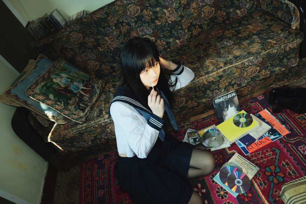 白莉愛吃巧克力 NO.004 – 原理豬 閨房JK[19P/732MB]插圖