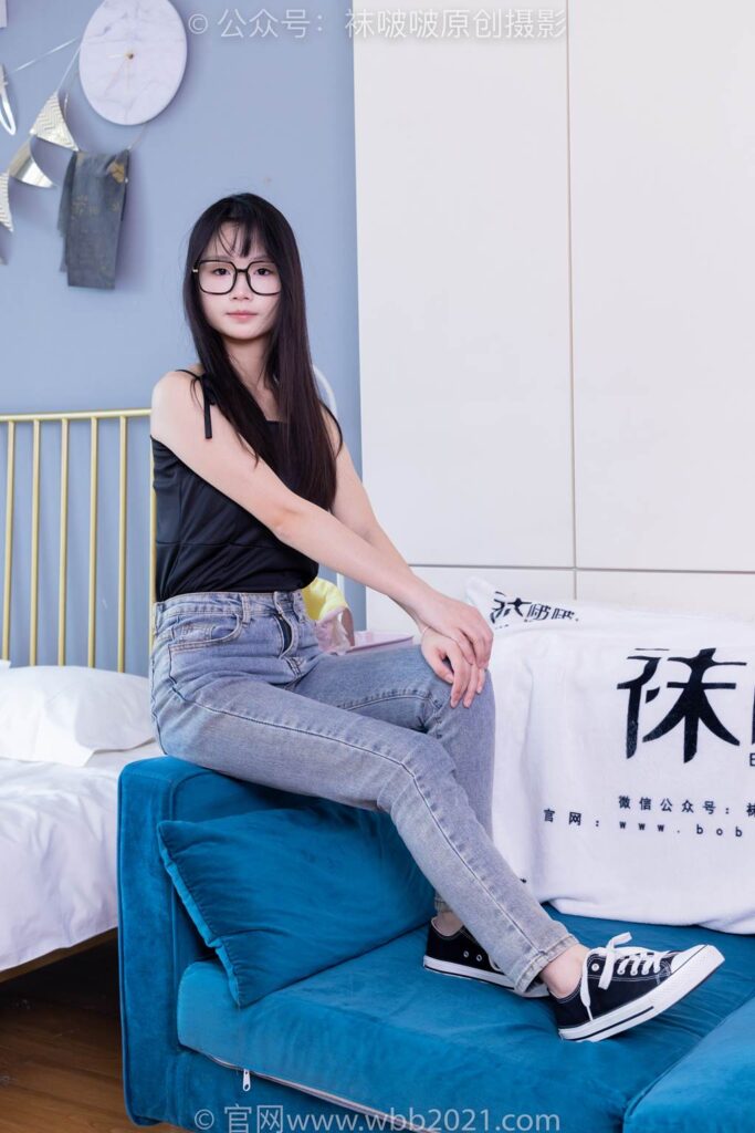 [BoBoSocks襪啵啵]NO.359 甜甜圈-板鞋、高跟鞋、牛仔褲、裸足、連衣裙、肉絲[180P/1V/8.16GB]插圖1