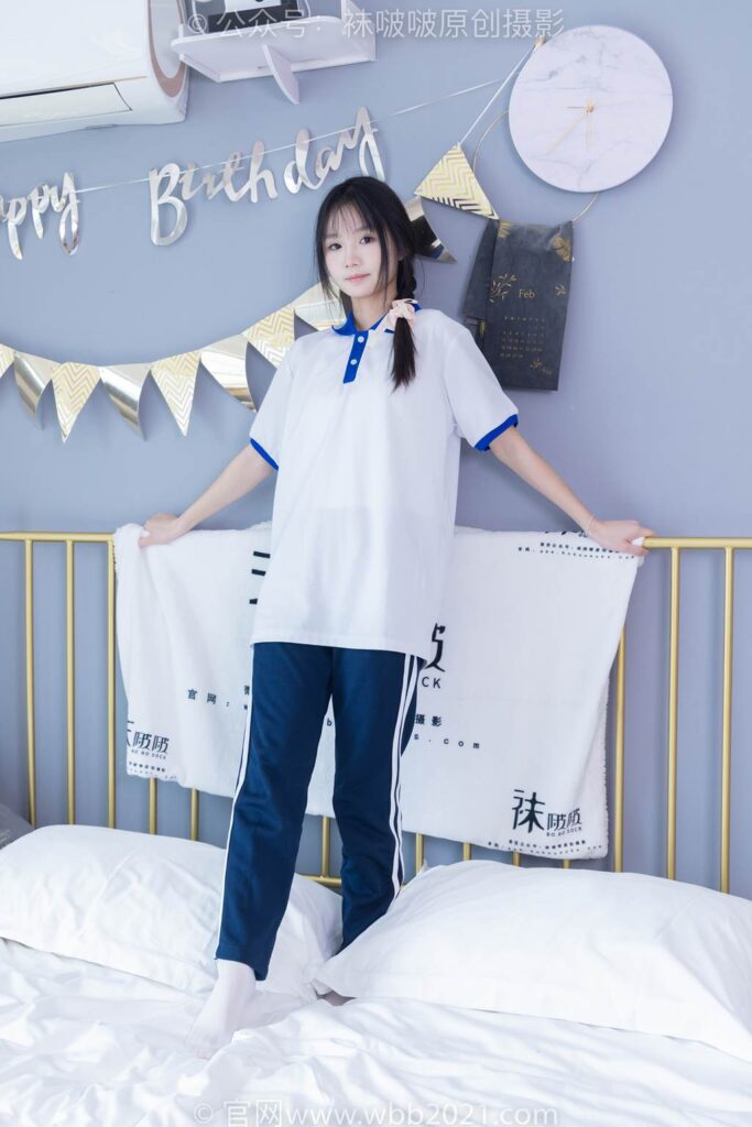 [BoBoSocks襪啵啵]NO.366 甜甜圈-三雙板鞋、白棉襪、短白絲[150P/1V/6.13GB]插圖