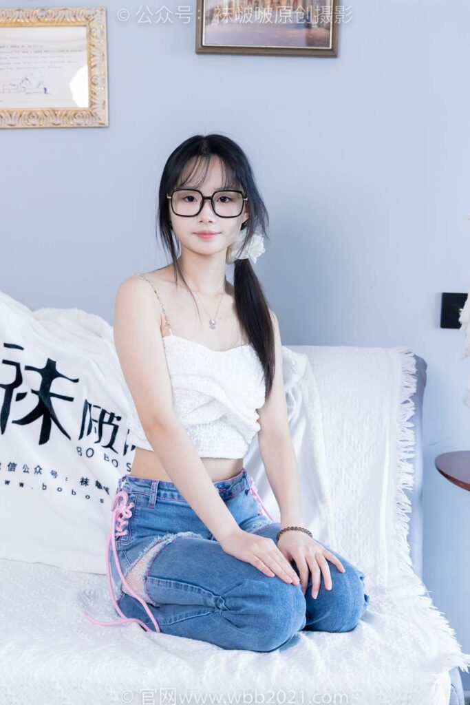 [BoBoSocks襪啵啵]NO.372 甜甜圈-板鞋、白色蕾絲襪、可拆卸牛仔褲、褲里絲[140P/1V/6.32GB]插圖2