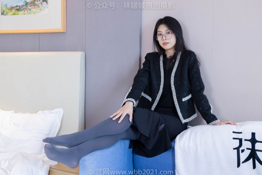 [BoBoSocks襪啵啵]NO.378 奶油-短靴、運(yùn)動(dòng)鞋、厚黑絲、厚灰絲[190P/1V/8.38GB]插圖1