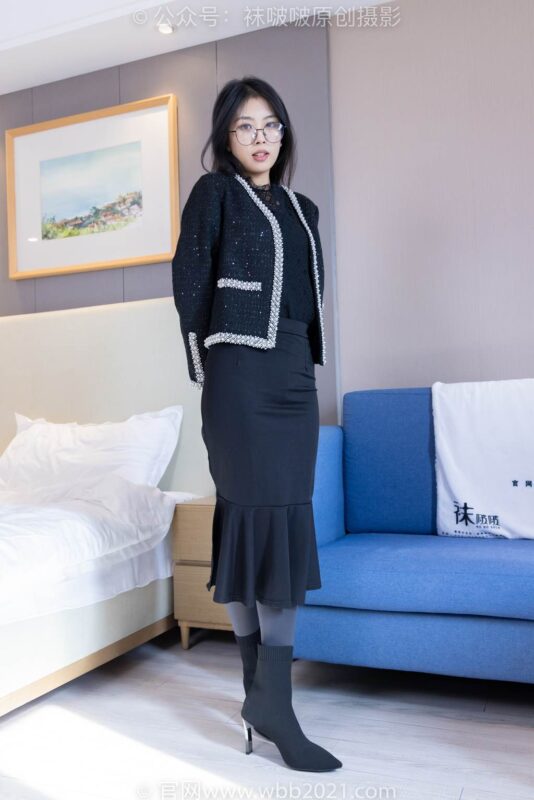 [BoBoSocks襪啵啵]NO.378 奶油-短靴、運(yùn)動鞋、厚黑絲、厚灰絲[190P/1V/8.38GB]-無料攝影圈