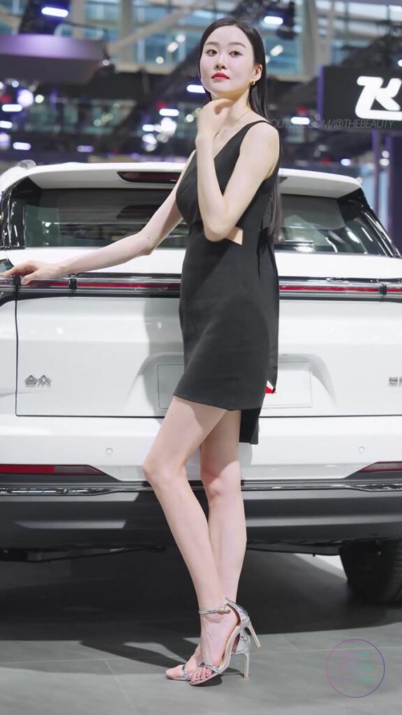 NO.0737 2023 廣州車(chē)展 Racing Model 車(chē)模抖音網(wǎng)紅隨拍53[1V/197MB]插圖3