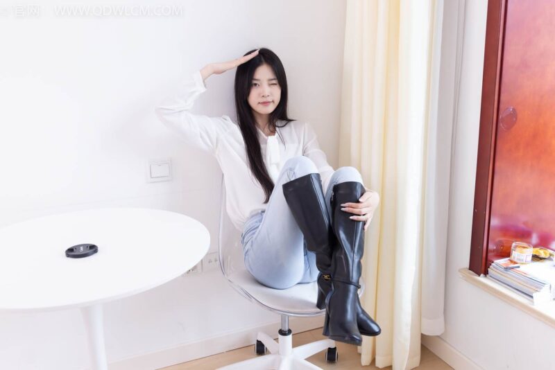 物戀傳媒 NO.2464 茯苓-長靴、白棉襪[160P/1V/4.76GB]-無料攝影圈