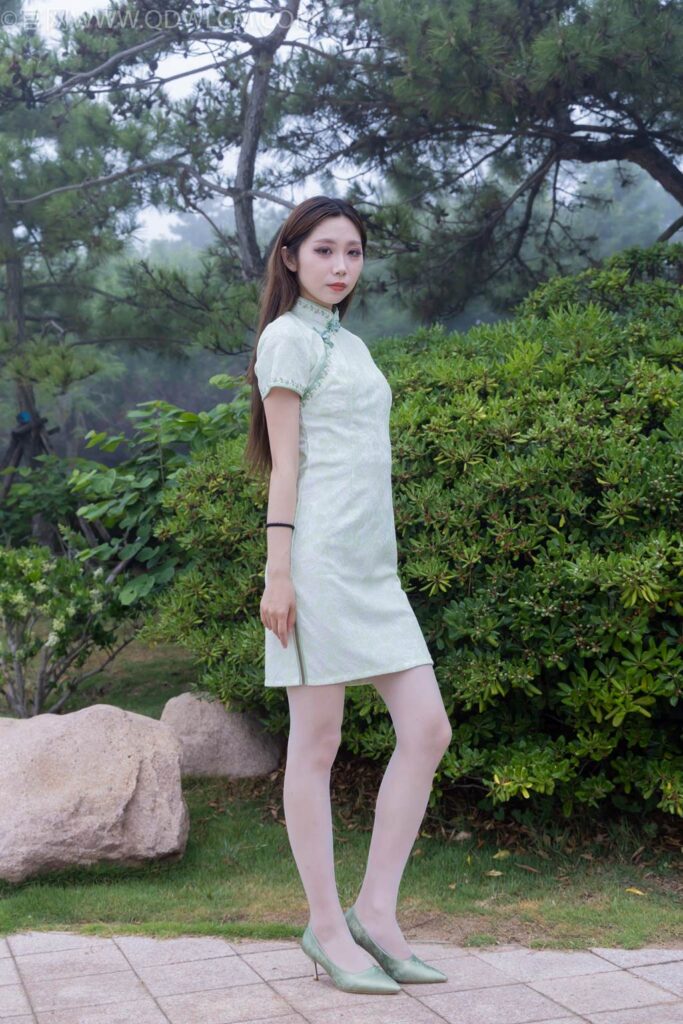 物戀傳媒 NO.2477 泡泡-旗袍、高跟鞋、薄白絲[150P/1V/4.00GB]插圖1