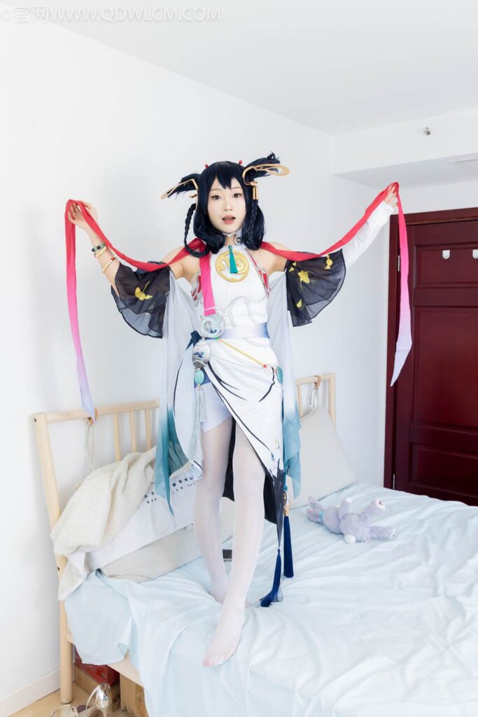 物戀傳媒 NO.2478 嘟嘟-cos服、高跟涼鞋、薄白絲、薄黑絲[183P/1V/5.28GB]插圖