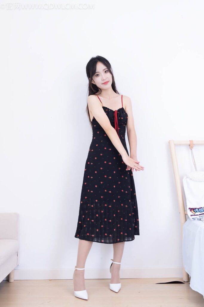 物戀傳媒 NO.2481 辣辣-高跟鞋、薄肉絲[150P/1V/3.72GB]插圖2