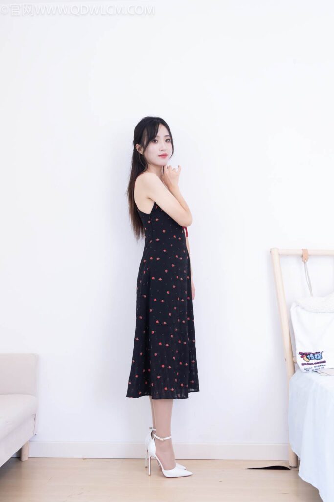 物戀傳媒 NO.2481 辣辣-高跟鞋、薄肉絲[150P/1V/3.72GB]插圖1