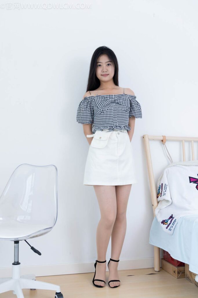 物戀傳媒 NO.2484 芋頭-三雙高跟涼鞋、薄肉絲、裸足[151P/1V/6.47GB]插圖7