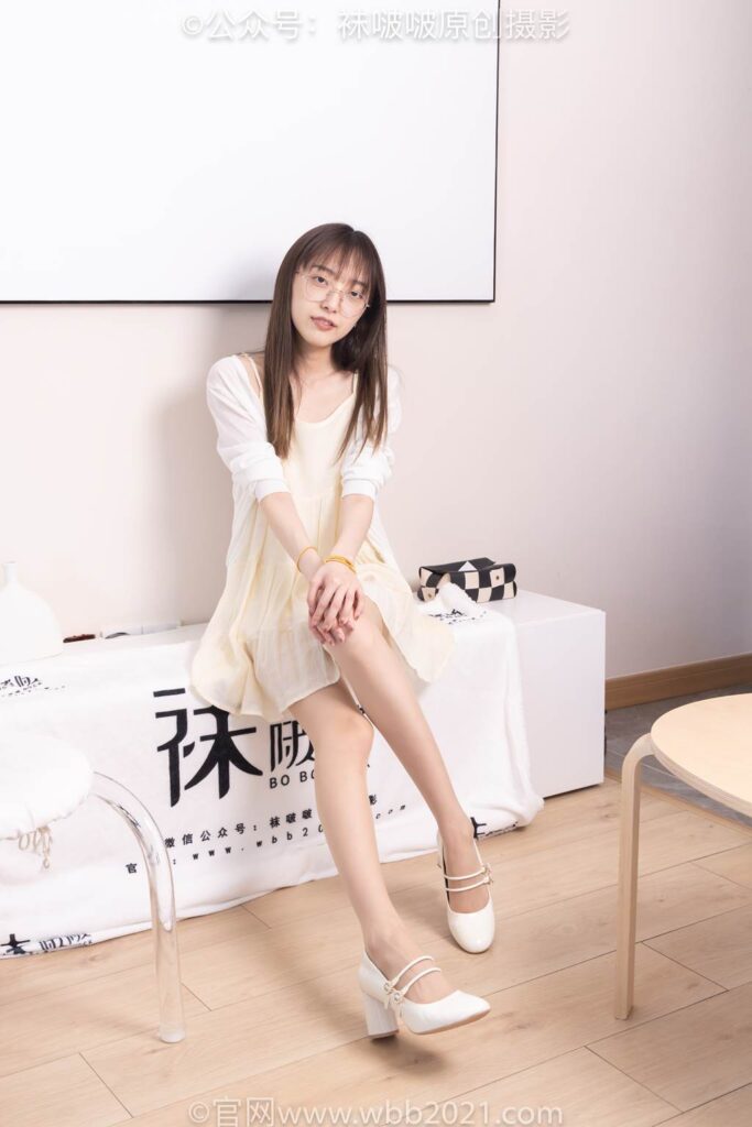 [BoBoSocks襪啵啵]NO.391 稚予-兩雙高跟鞋、肉絲、油亮白絲、裸足[145P/1V/6.56GB]插圖2